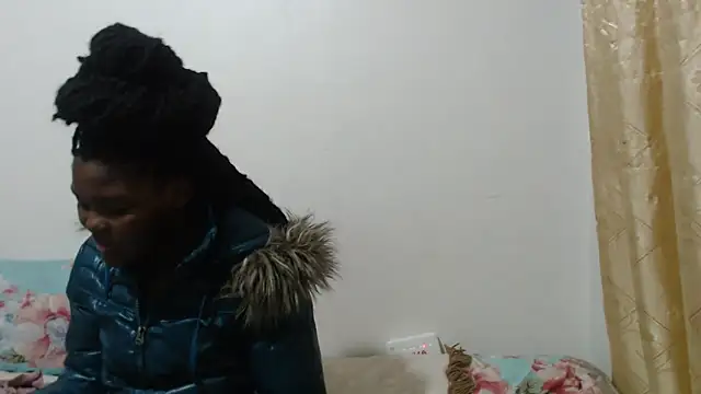 VirginPrincess06 online show from May 2026 08:12:01 PM