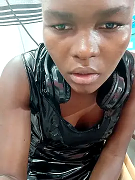 VirginPrincess06 online show from December 2025 10:32:02 PM