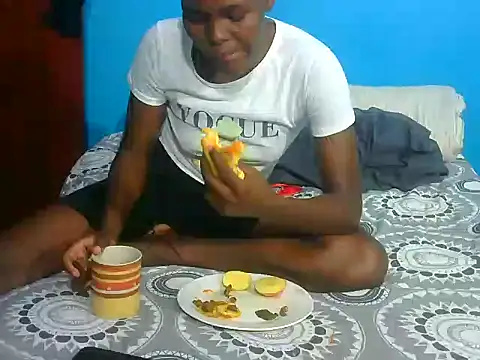 VirginPrincess06 online show from November 2025 03:01:02 PM