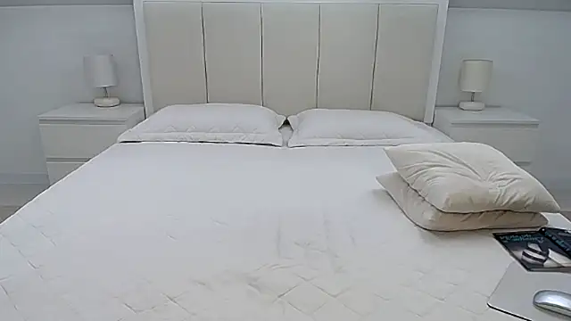 Snapshot of Milena29 chatting on November 2025 06:56:02 AM Milena29 online show from November 2025 06:56:02 AM