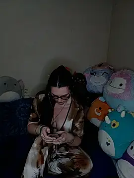 Snapshot of LaylaLucis chatting on January 2026 01:56:01 AM LaylaLucis online show from January 2026 01:56:01 AM