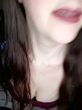 Snapshot of LaylaLucis chatting on January 2026 01:31:01 AM LaylaLucis online show from January 2026 01:31:01 AM