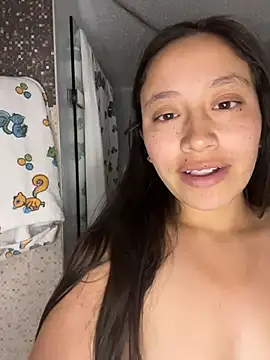 Snapshot of LyaRose chatting on January 2026 06:55:02 PM LyaRose online show from January 2026 06:55:02 PM