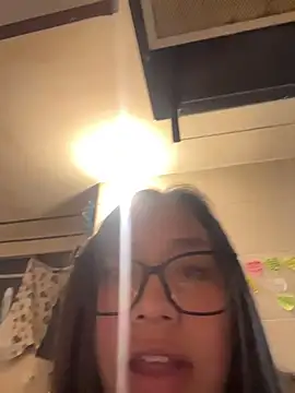 Snapshot of LyaRose chatting on December 2025 02:45:01 AM LyaRose online show from December 2025 02:45:01 AM