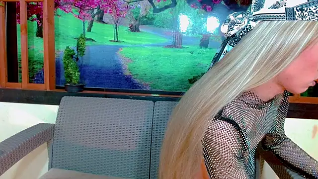 britanny noroeste online show from November 2025 03:17:02 AM