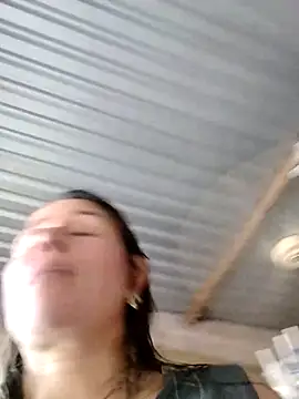 MIA-LARIOS online show from March 2026 10:09:01 PM