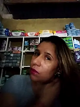 MIA-LARIOS online show from April 2026 10:43:01 PM