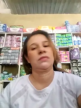 MIA-LARIOS online show from April 2026 03:25:02 PM