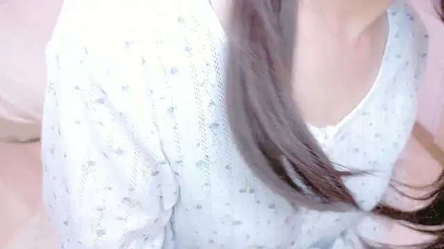 Snapshot of JUNjun__ chatting on December 2025 03:29:02 AM JUNjun online show from December 2025 03:29:02 AM