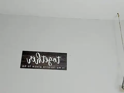 kylie1 ls online show from November 2025 01:17:01 AM