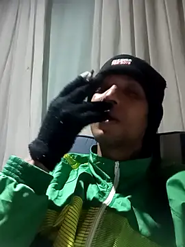 Gzinho69ik online show from May 2026 02:51:01 AM