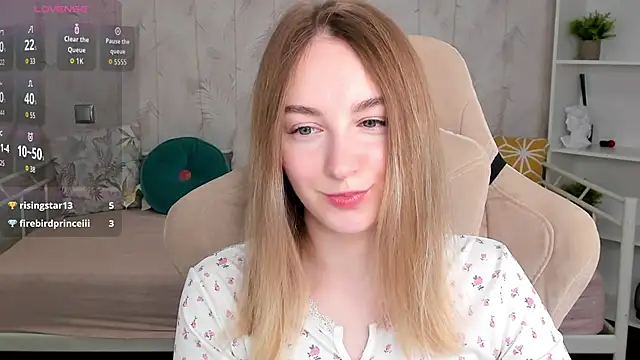 Shy Polly online show from March 2026 12:11:02 AM