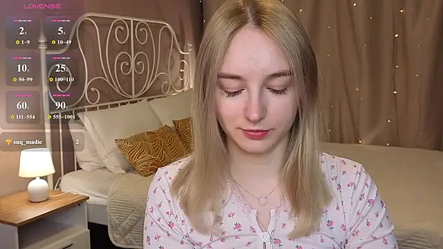 Shy Polly online show from May 2026 12:07:02 AM