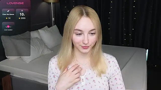 Shy Polly online show from June 2026 12:10:01 AM