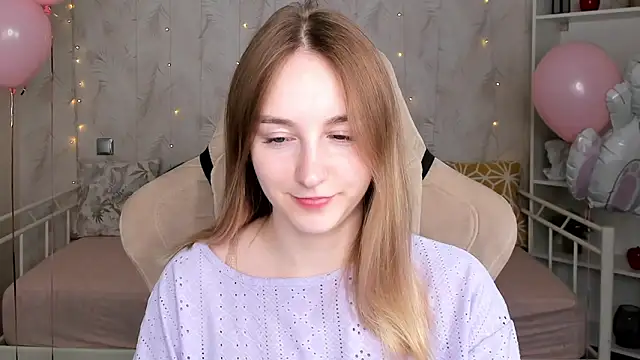 Shy Polly online show from April 2026 12:12:02 AM