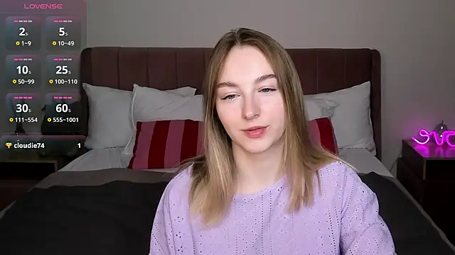 Shy Polly online show from March 2026 12:05:01 AM