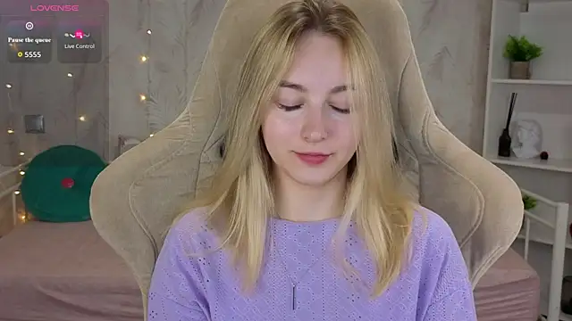 Shy Polly online show from July 2026 12:08:01 AM