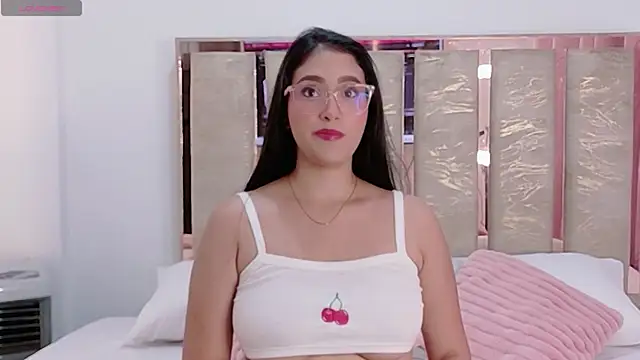 Isa londonn21 online show from December 2025 09:14:02 PM