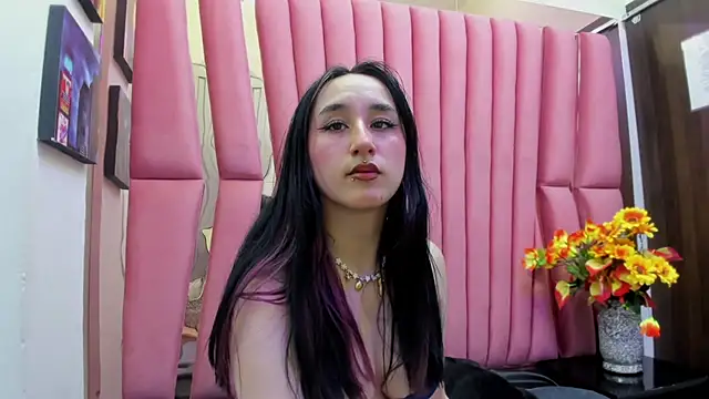 CharlotteStuart online show from February 2026 05:10:02 AM