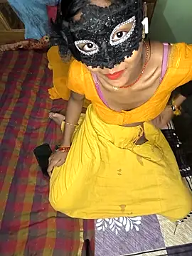 Laxmidevi000 online show from April 2026 04:14:02 PM
