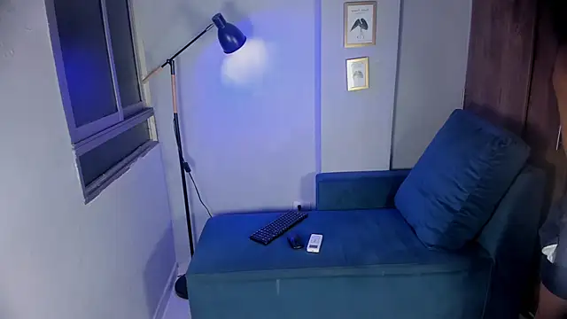 lowielblack online show from December 2025 02:22:02 AM