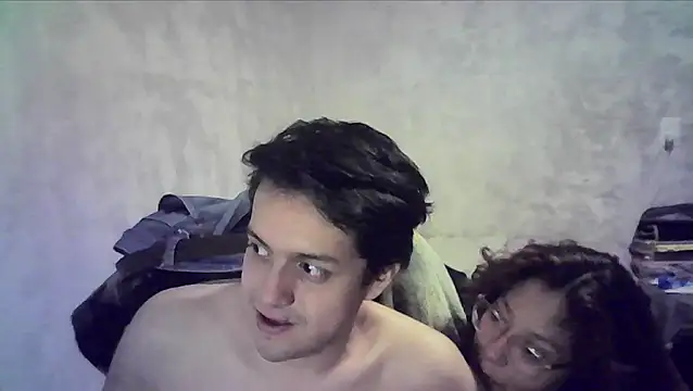 Snapshot of Giby_Grace chatting on December 2025 05:52:02 AM Giby Grace online show from December 2025 05:52:02 AM