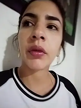 Monitaxhot online show from December 2025 06:16:02 AM