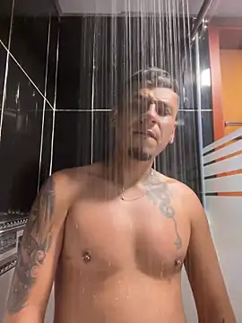 1Panini21 online show from December 2025 08:23:02 PM