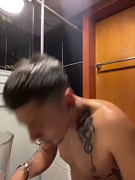 1Panini21 online show from December 2025 04:22:01 PM