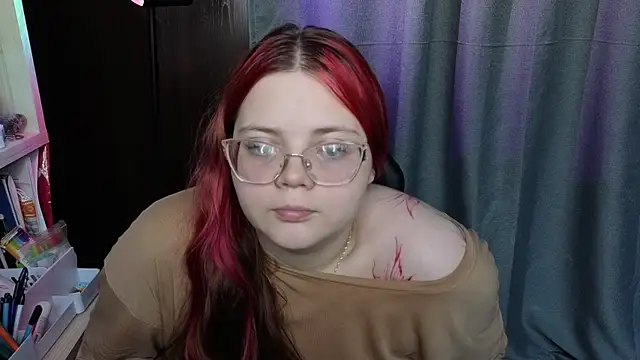 KellyFiery online show from June 2026 01:56:02 PM