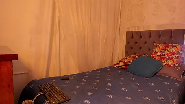 victoria mk online show from November 2025 04:13:01 AM