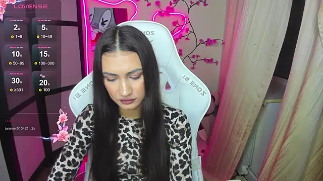 AdeleLuu online show from November 2025 01:27:02 AM