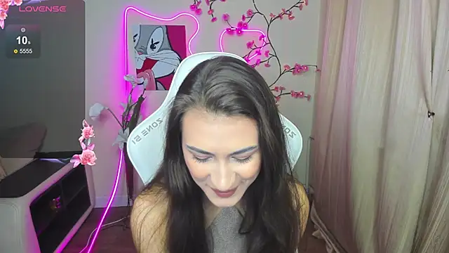 AdeleLuu online show from December 2025 02:01:02 AM