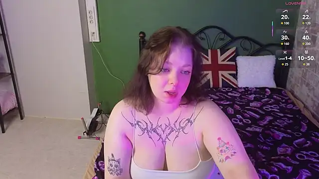 Snapshot of Vlada_vv chatting on June 2026 01:00:02 AM Vlada vv online show from June 2026 01:00:02 AM