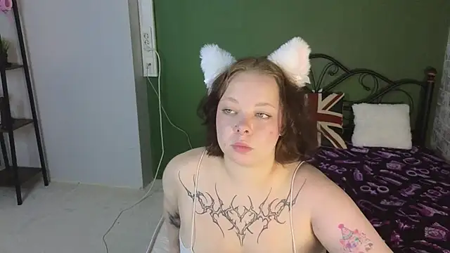 Snapshot of Vlada_vv chatting on June 2026 01:22:01 AM Vlada vv online show from June 2026 01:22:01 AM