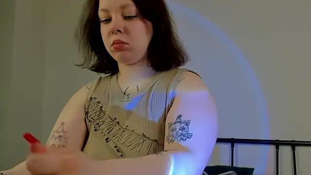 Vlada vv online show from April 2026 05:25:01 AM