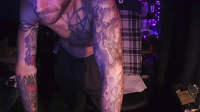 KingCole2390 online show from February 2026 12:42:02 AM