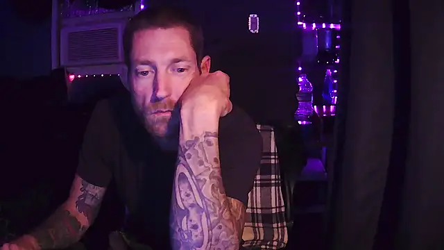 KingCole2390 online show from February 2026 05:58:01 AM