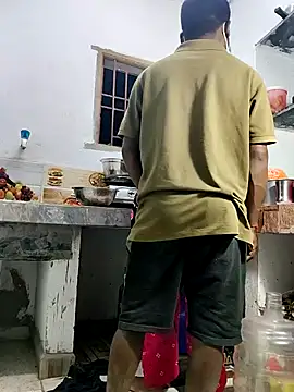 Desicouple1706 online show from January 2026 01:38:01 PM