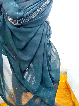 Desicouple1706 online show from February 2026 09:21:02 AM