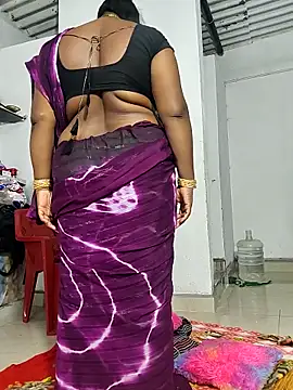 Desicouple1706 online show from April 2026 10:33:02 PM