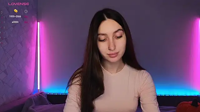 KikkyMi online show from November 2025 08:18:02 PM