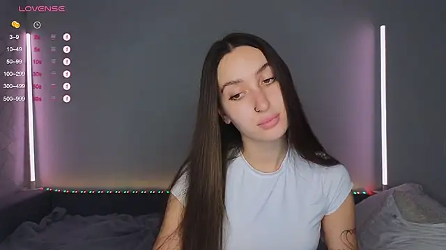 KikkyMi online show from November 2025 08:09:02 PM