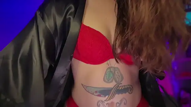 MissGoldenCartier online show from April 2026 03:52:02 AM