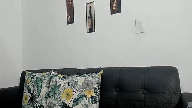 Snapshot of Violeta_Gracee chatting on January 2026 12:06:02 AM Violeta Gracee online show from January 2026 12:06:02 AM