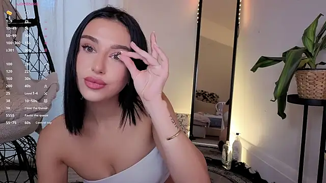 ShyColette online show from April 2026 05:25:02 AM