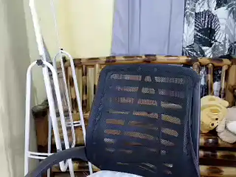 lovelyxmorena online show from March 2026 12:05:01 PM