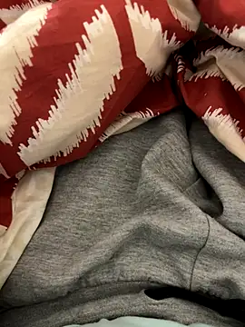 Lothentik online show from December 2025 01:13:02 PM