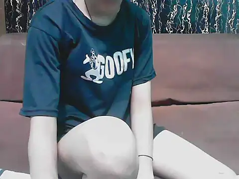 hello baby01 online show from April 2026 05:39:01 PM