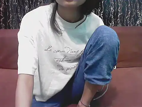 hello baby01 online show from April 2026 04:13:01 PM